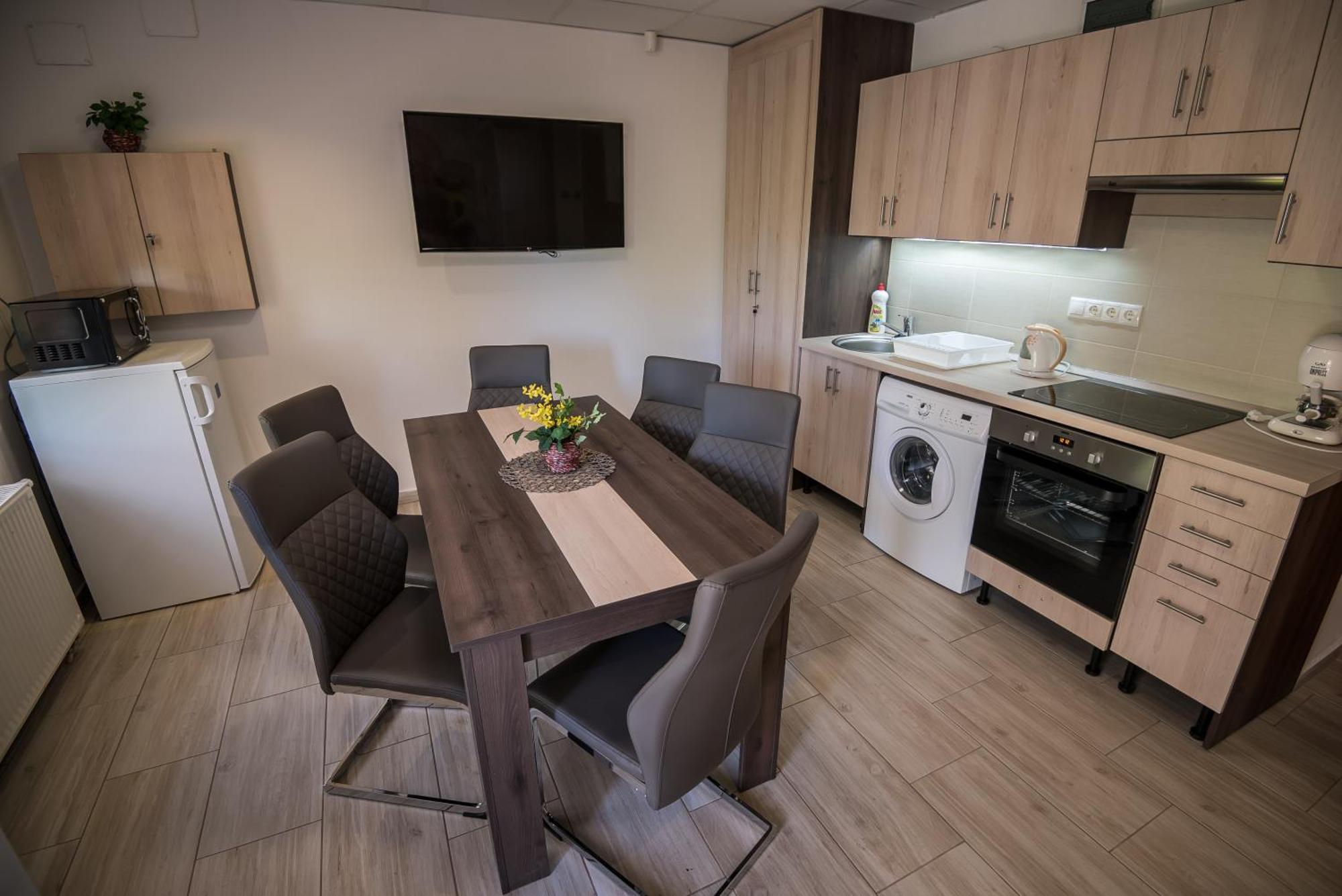 Mokka Apartman Segedin Dış mekan fotoğraf