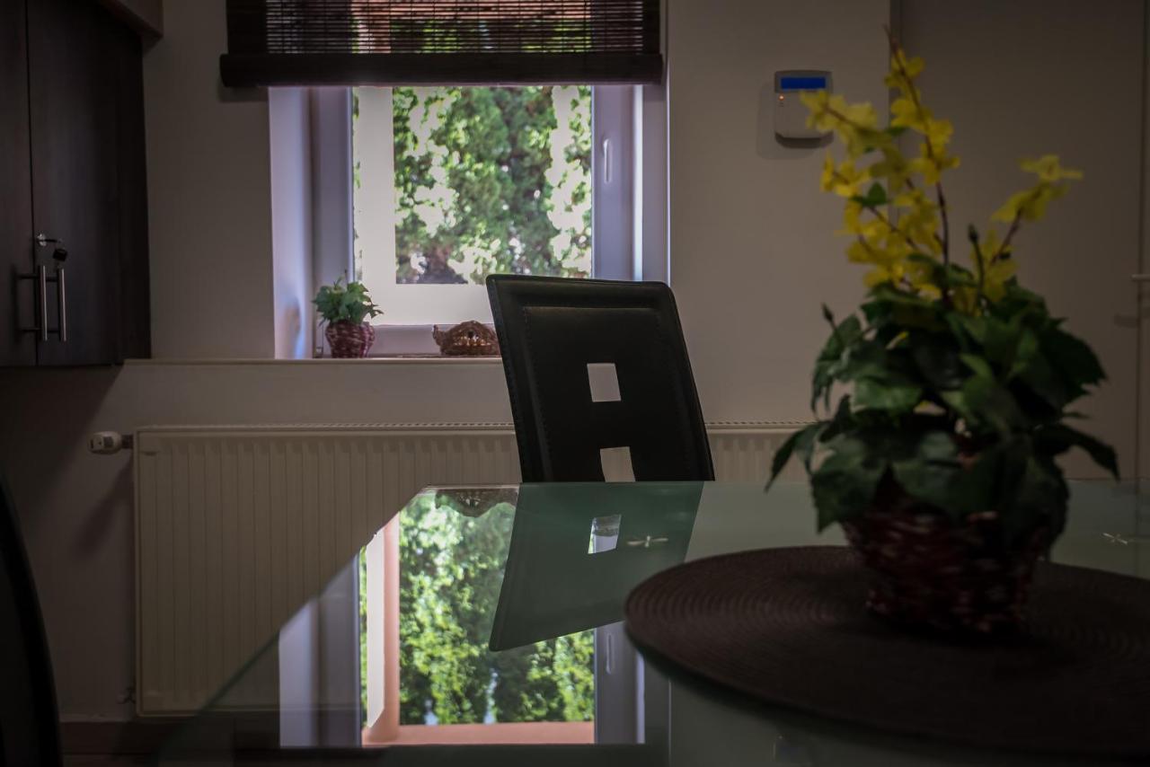 Mokka Apartman Segedin Dış mekan fotoğraf
