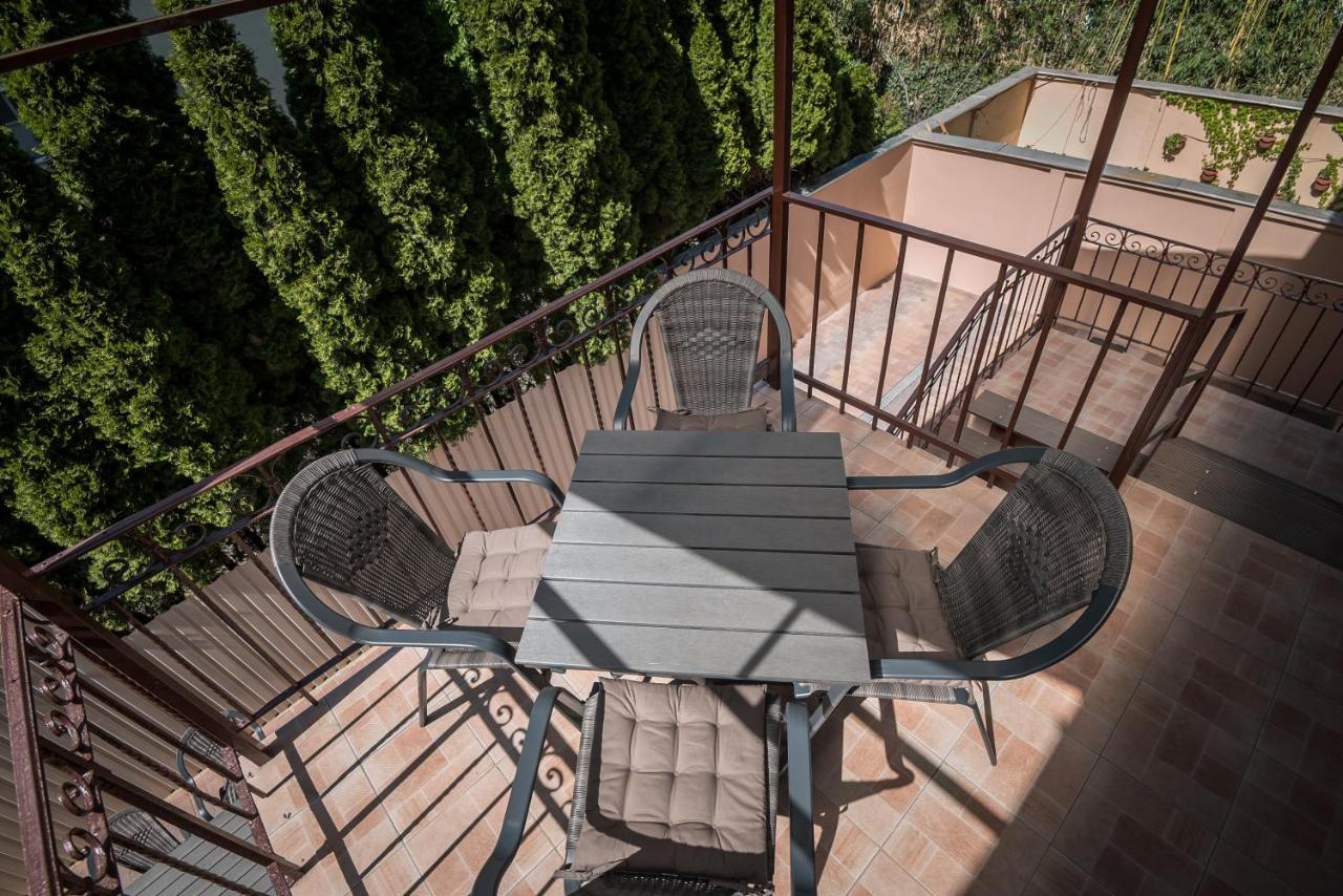 Mokka Apartman Segedin Dış mekan fotoğraf