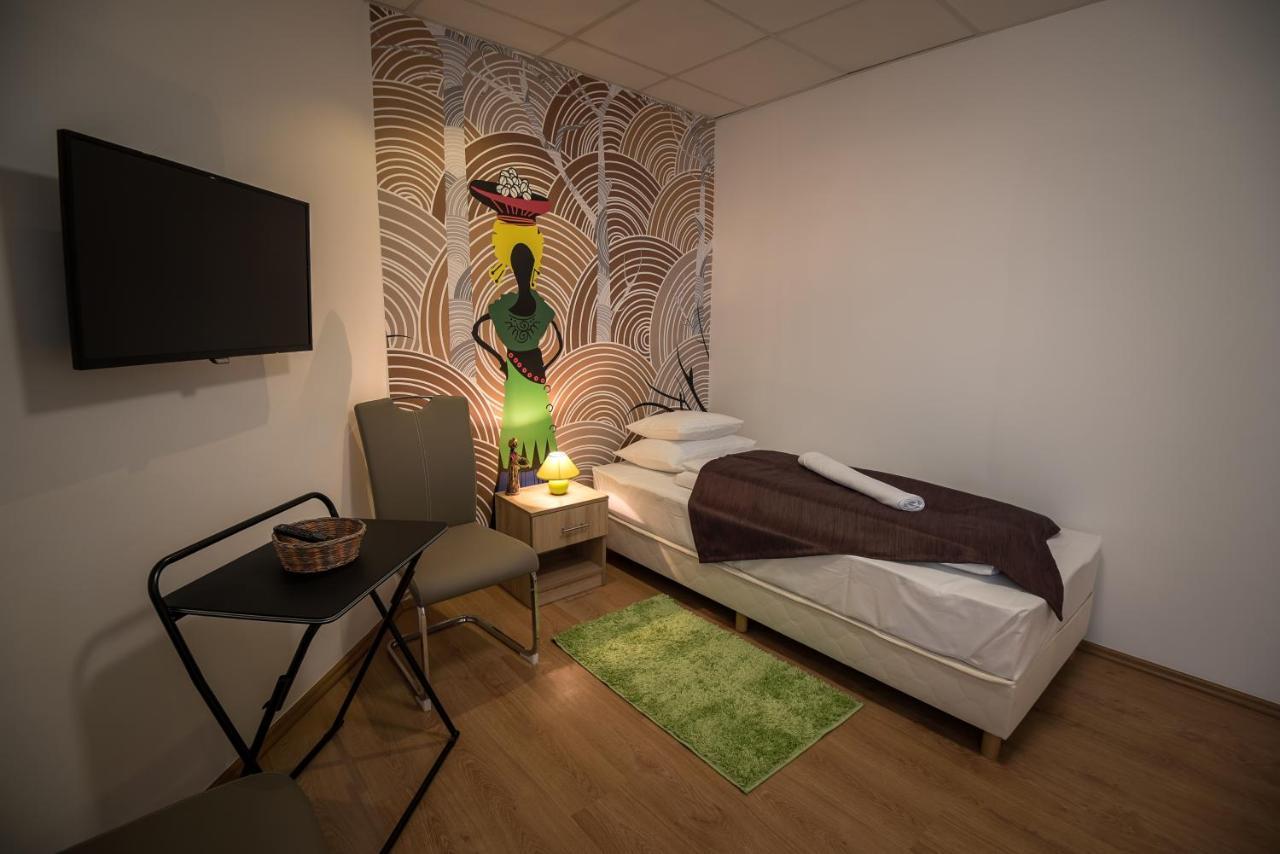 Mokka Apartman Segedin Dış mekan fotoğraf