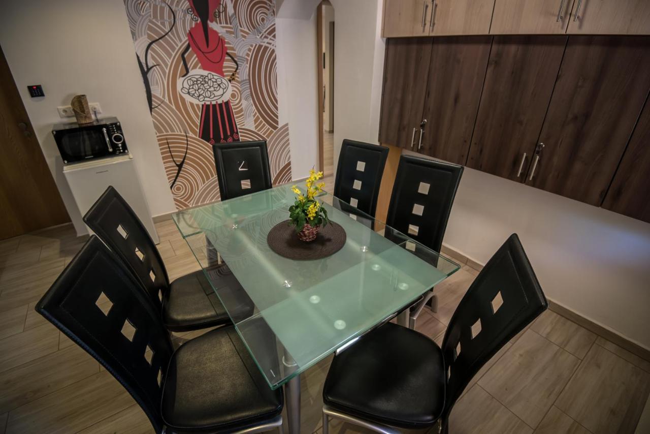 Mokka Apartman Segedin Dış mekan fotoğraf