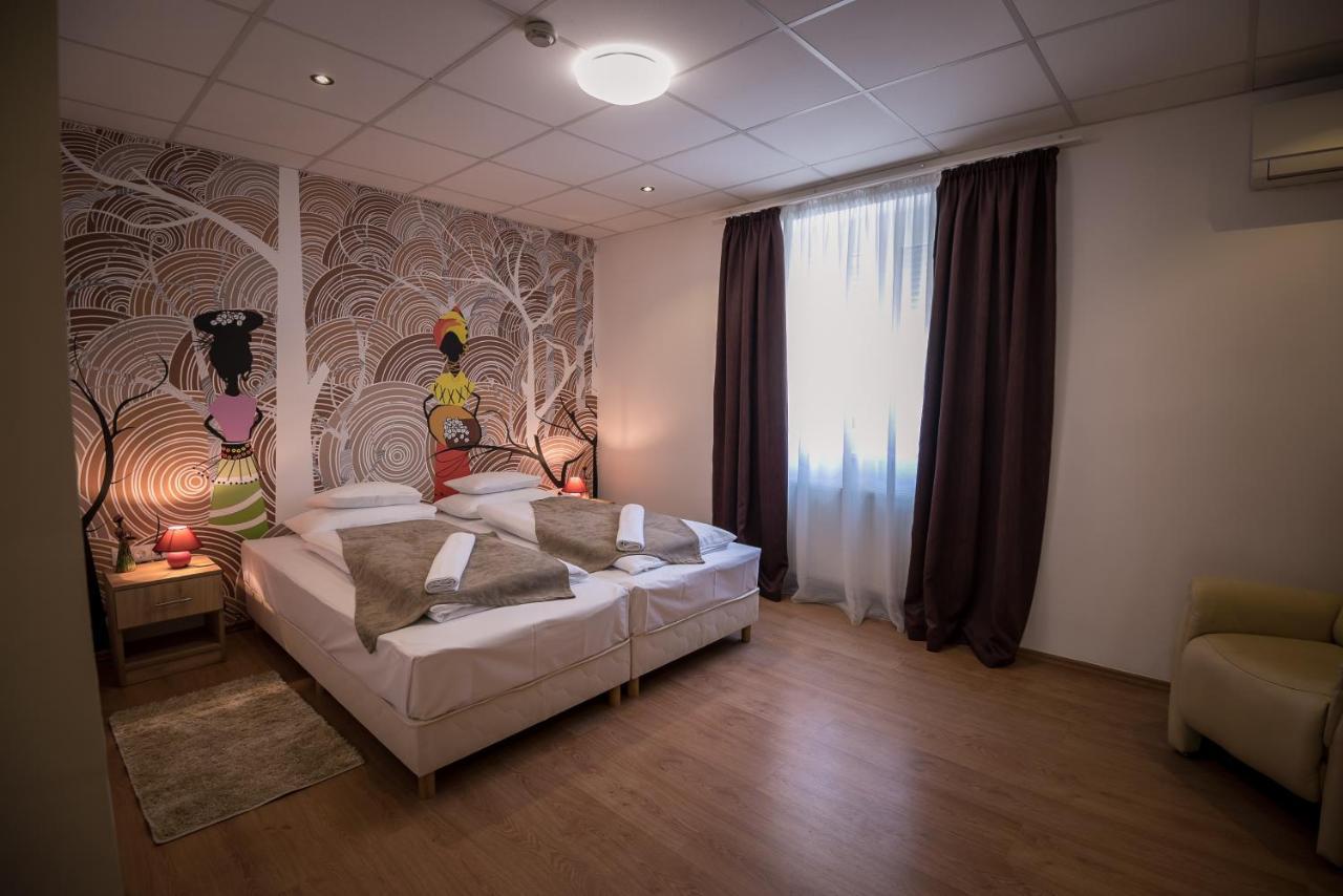 Mokka Apartman Segedin Dış mekan fotoğraf