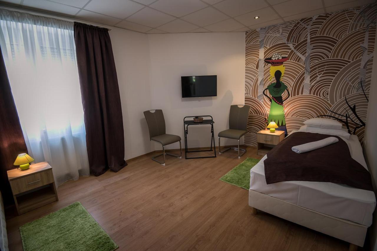 Mokka Apartman Segedin Dış mekan fotoğraf