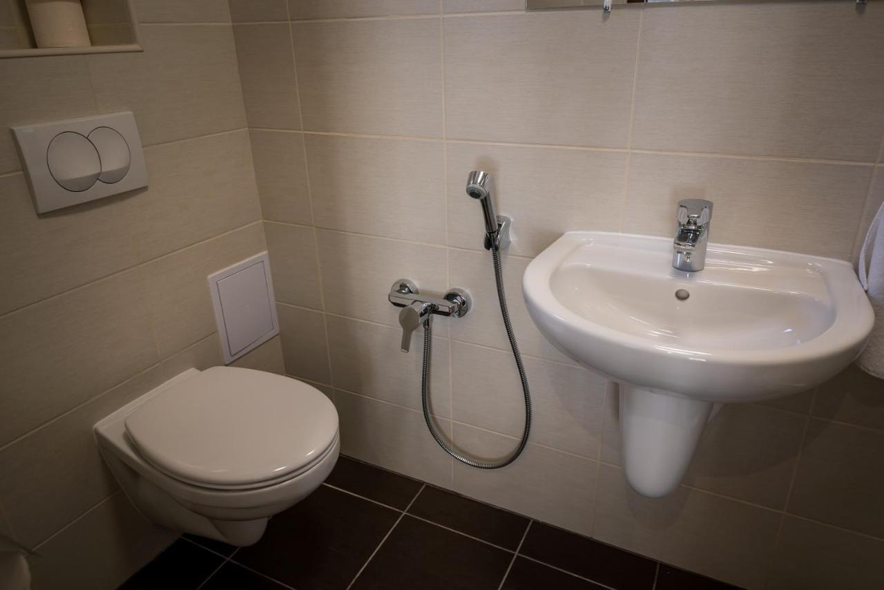 Mokka Apartman Segedin Dış mekan fotoğraf