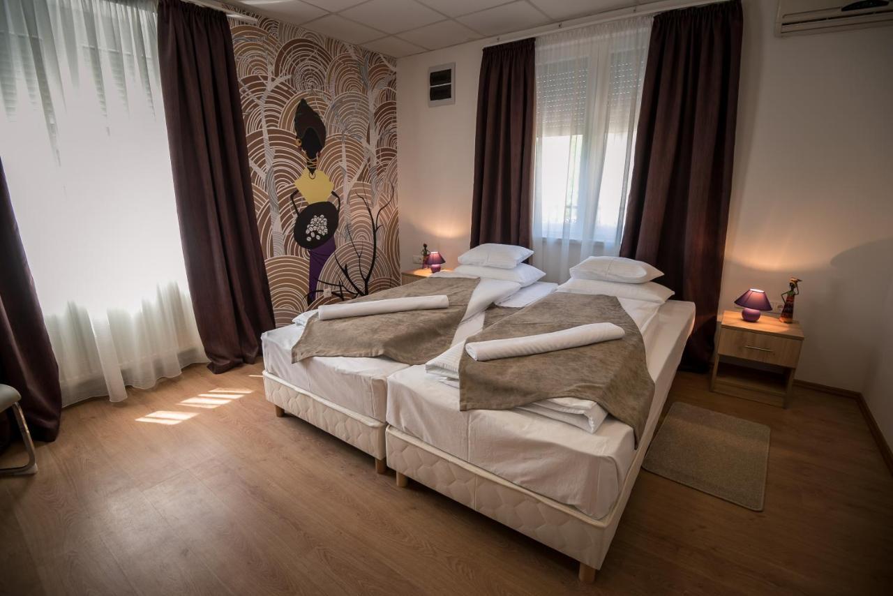 Mokka Apartman Segedin Dış mekan fotoğraf