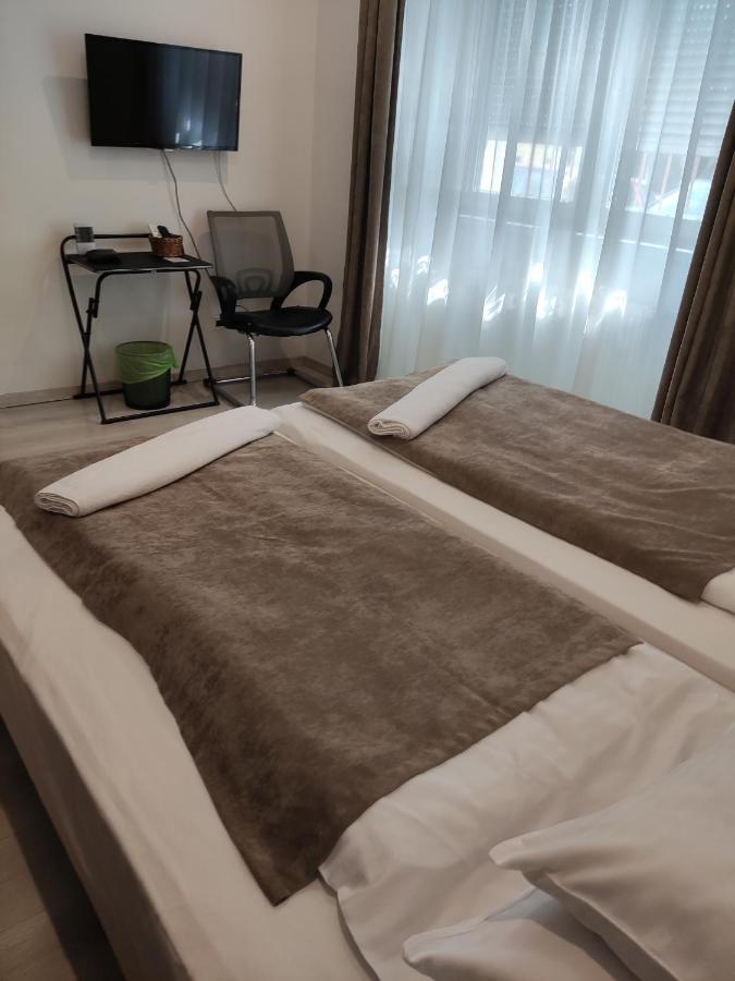 Mokka Apartman Segedin Dış mekan fotoğraf